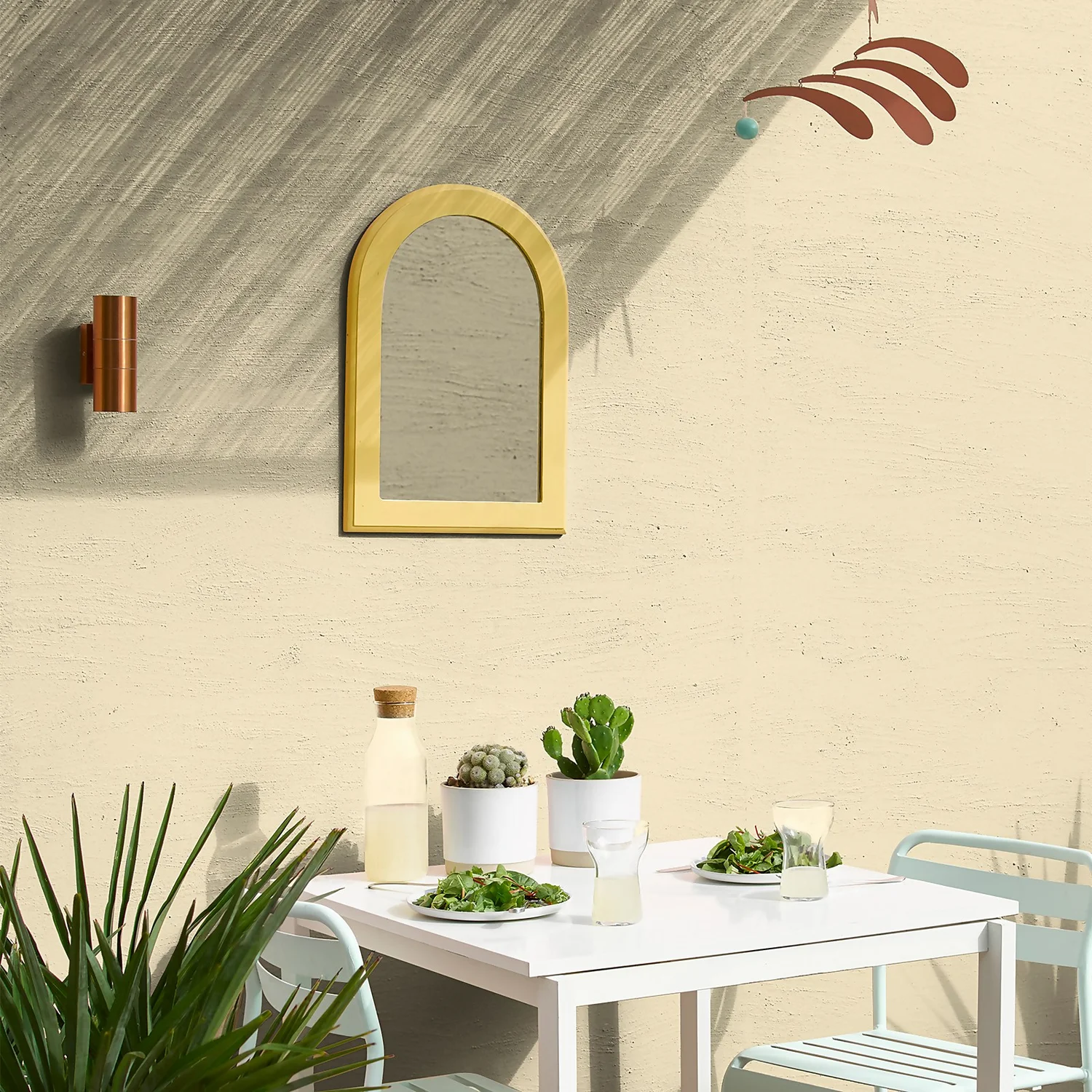 Sandtex® Ultra Smooth Masonry Paint Oatmeal - 5L 6 Sandtex® Ultra Smooth Masonry Paint Oatmeal - 5L - Image 4