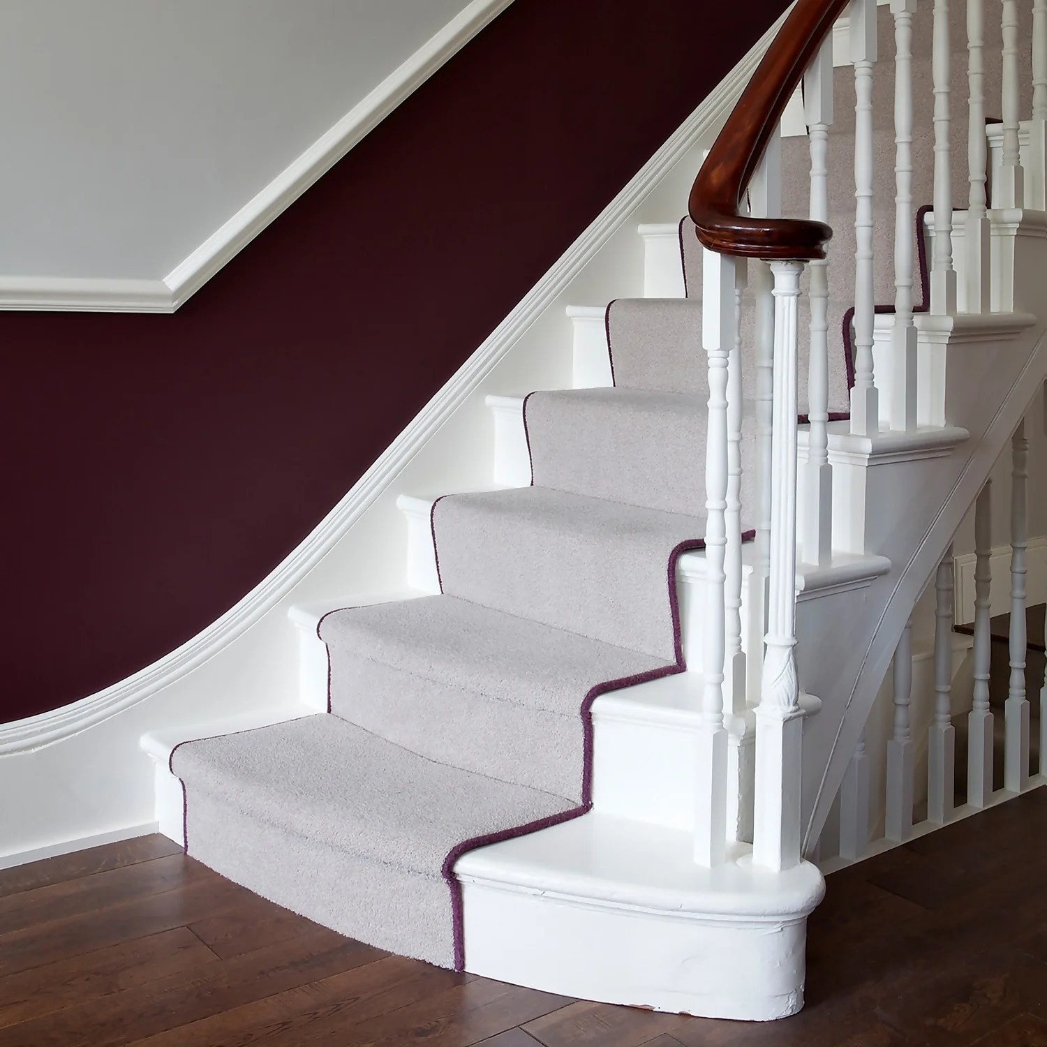 Farrow & Ball Estate Eggshell Paint Brinjal - 750ml 4 Farrow & Ball Estate Eggshell Paint Brinjal - 750ml - Image 2