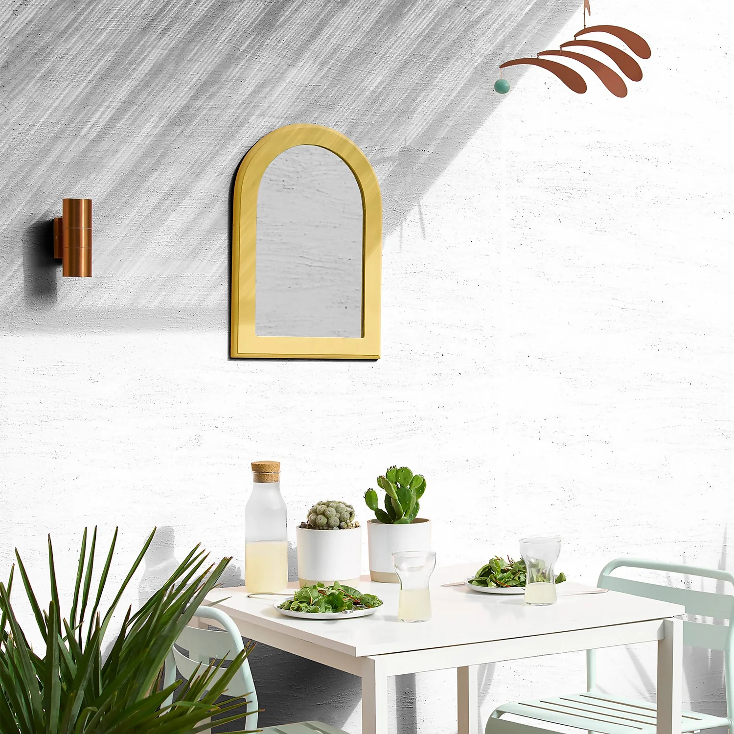 Sandtex® Textured Masonry Paint Pure Brilliant White - 10L 6 Sandtex® Textured Masonry Paint Pure Brilliant White - 10L - Image 4