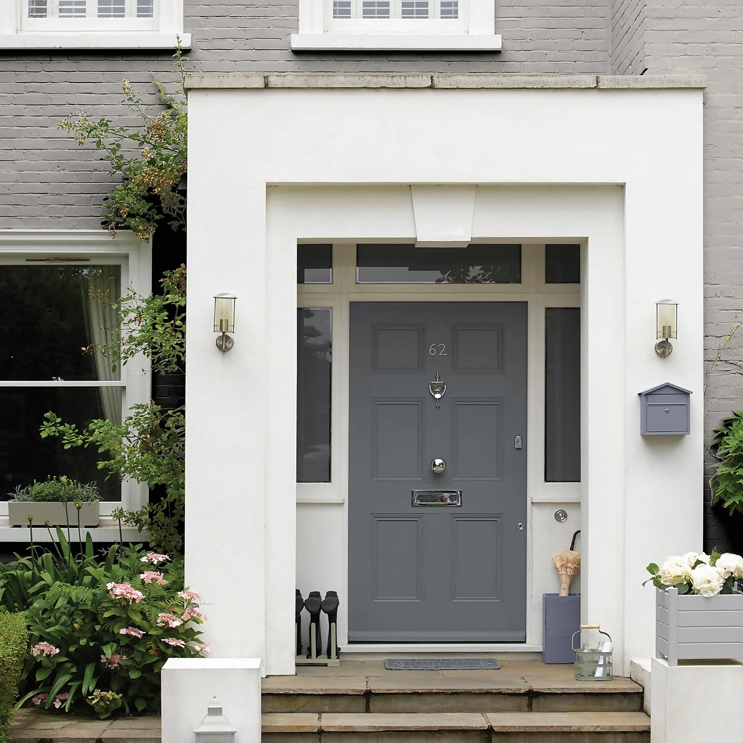 Sandtex Ultra Smooth Masonry Paint - Plymouth Grey - 150ml 7 Sandtex Ultra Smooth Masonry Paint - Plymouth Grey - 150ml - Image 5