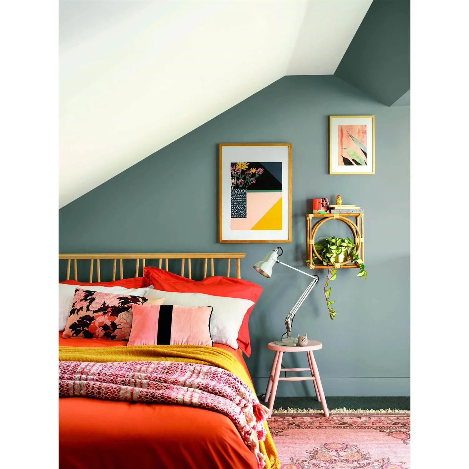Dulux Matt Emulsion Paint Natural Slate - 2.5L 10 Dulux Matt Emulsion Paint Natural Slate - 2.5L - Image 8