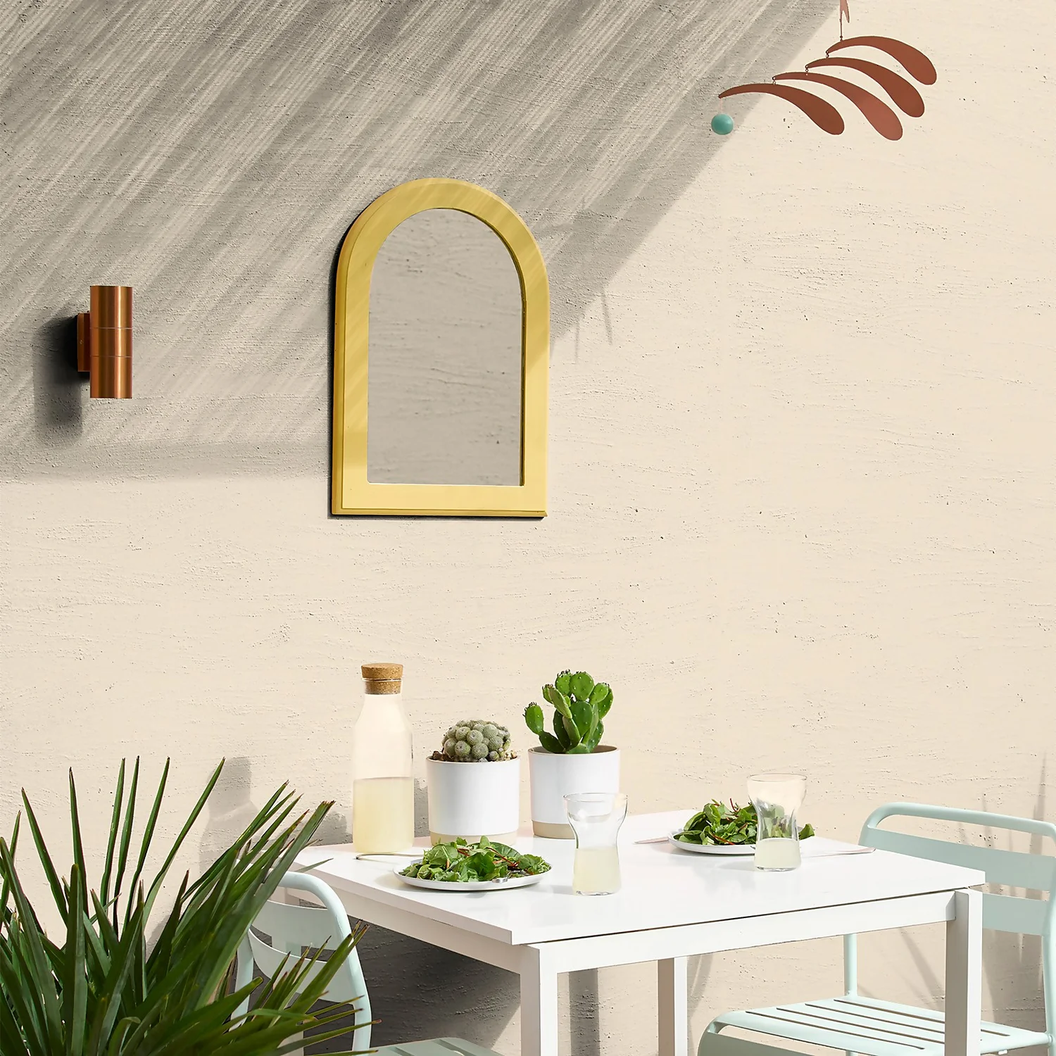 Sandtex® Textured Masonry Paint Magnolia - 5L 6 Sandtex® Textured Masonry Paint Magnolia - 5L - Image 4