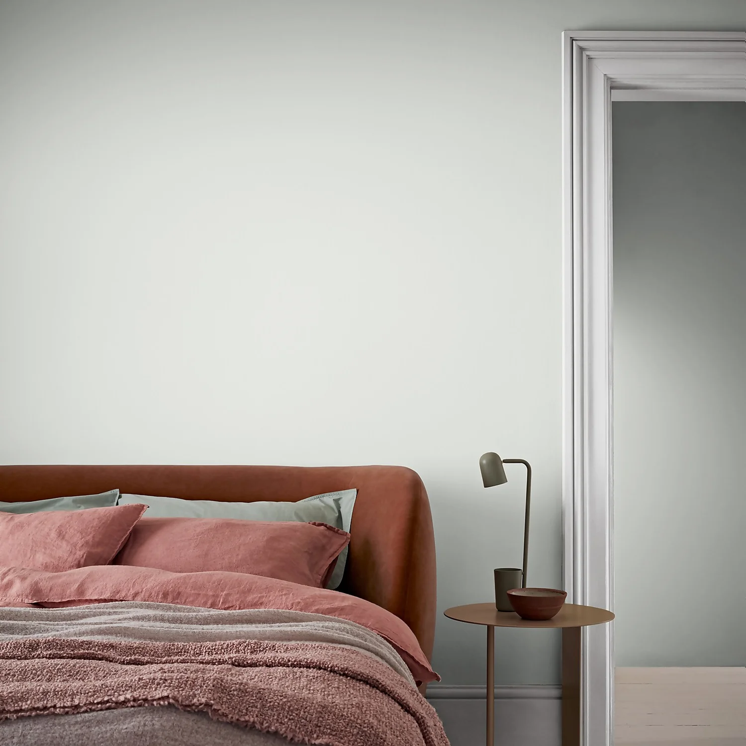 Crown Breatheasy Matt Standard Emulsion Paint Seldom Seen - 5L 4 Crown Breatheasy Matt Standard Emulsion Paint Seldom Seen - 5L - Image 2