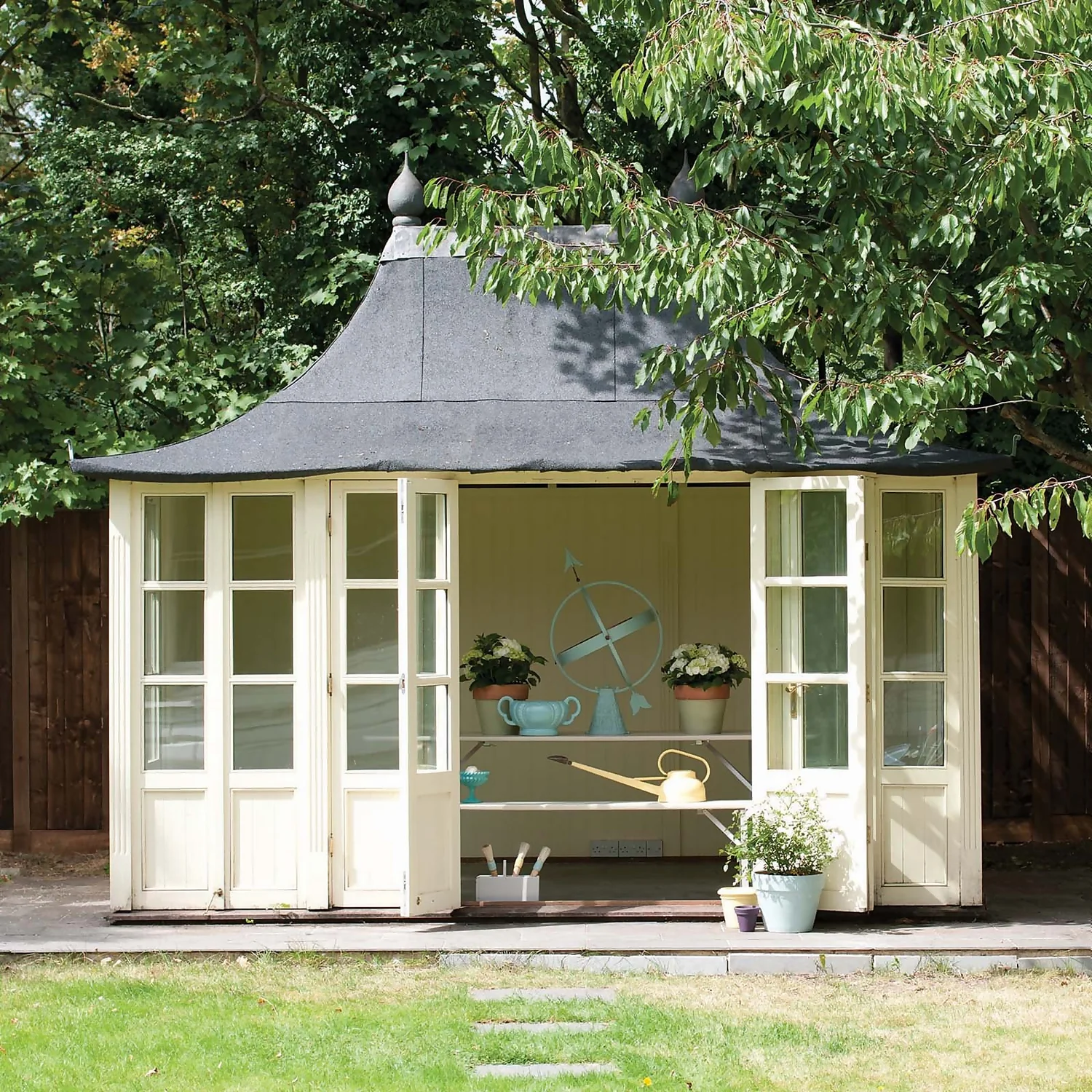 Farrow & Ball Exterior Masonry Paint House White - 5L 6 Farrow & Ball Exterior Masonry Paint House White - 5L - Image 4