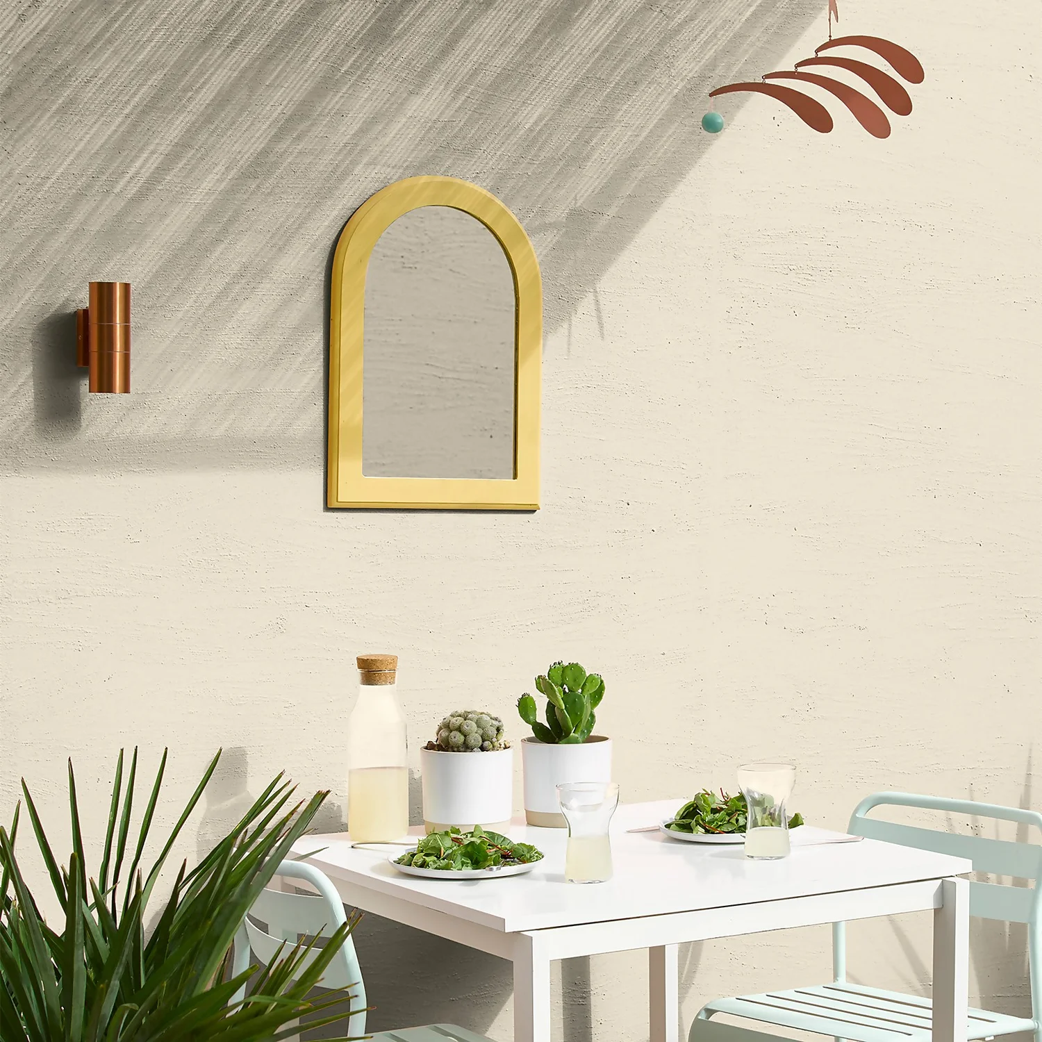 Sandtex® Ultra Smooth Masonry Paint Ivory Stone - 10L 7 Sandtex® Ultra Smooth Masonry Paint Ivory Stone - 10L - Image 5