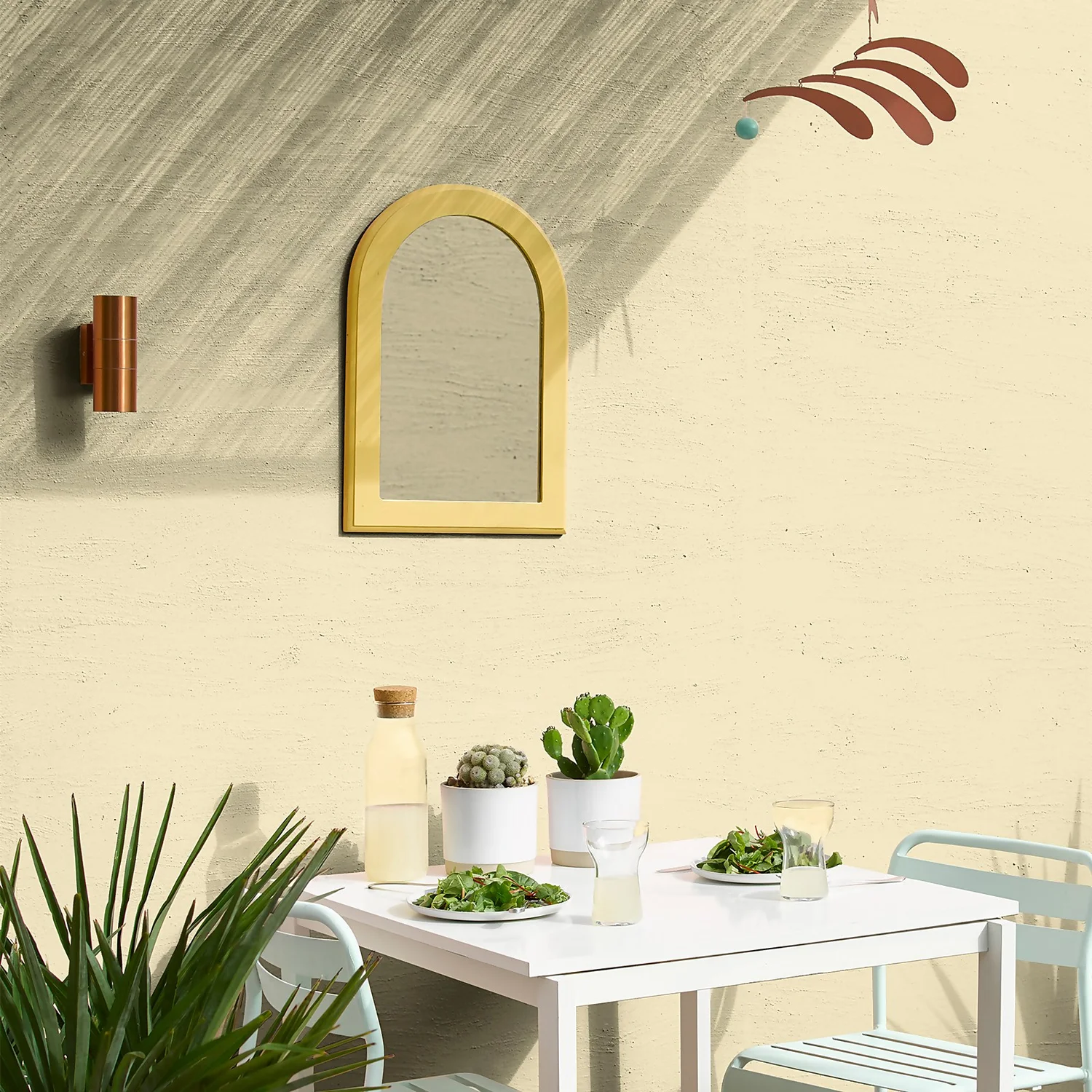 Sandtex® Ultra Smooth Masonry Paint Cornish Cream - 5L 6 Sandtex® Ultra Smooth Masonry Paint Cornish Cream - 5L - Image 4