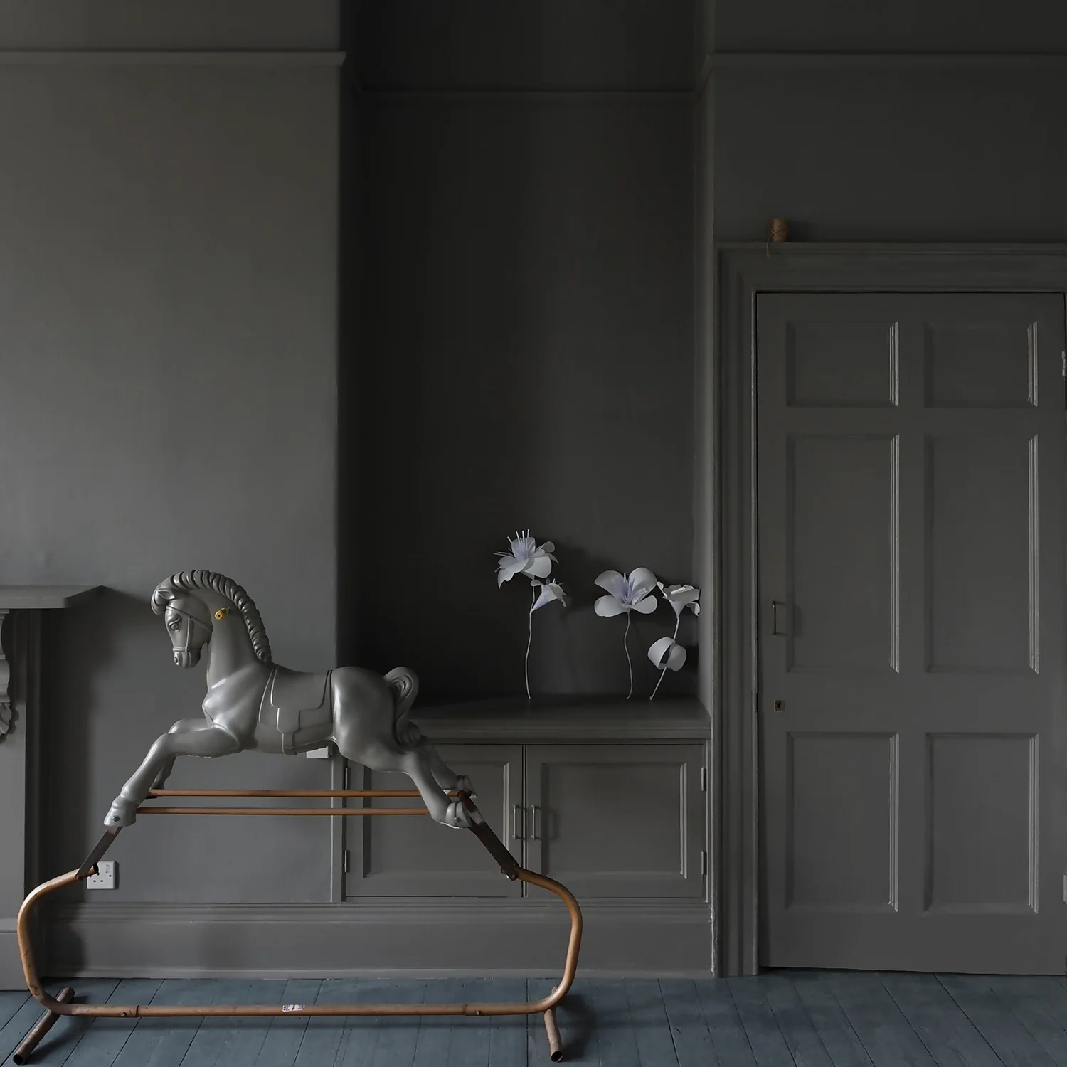 Farrow & Ball Estate Eggshell Paint Mole's Breath - 750ml 4 Farrow & Ball Estate Eggshell Paint Mole's Breath - 750ml - Image 2