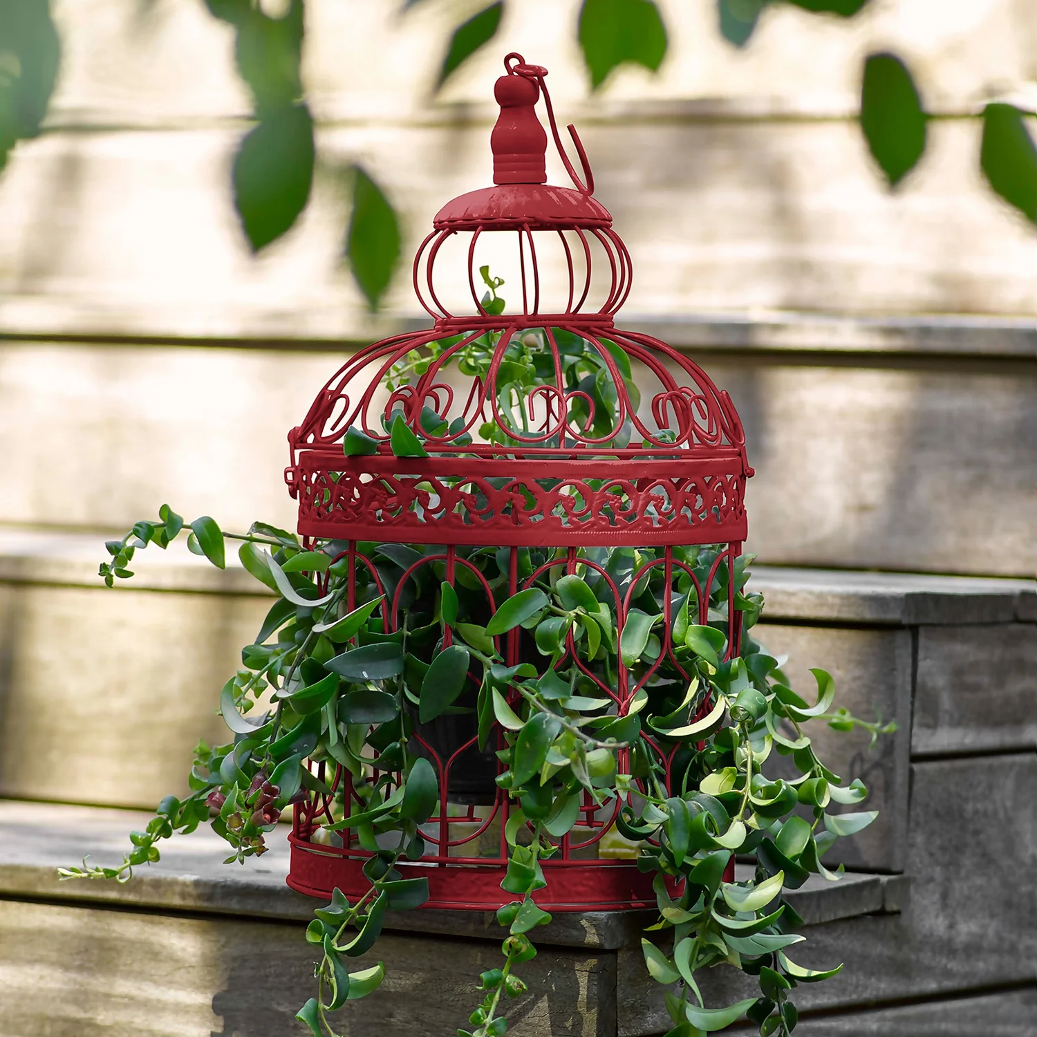 Sandtex® Exterior 10 Year Gloss Paint Pillar Box Red - 2.5L 5 Sandtex® Exterior 10 Year Gloss Paint Pillar Box Red - 2.5L - Image 3