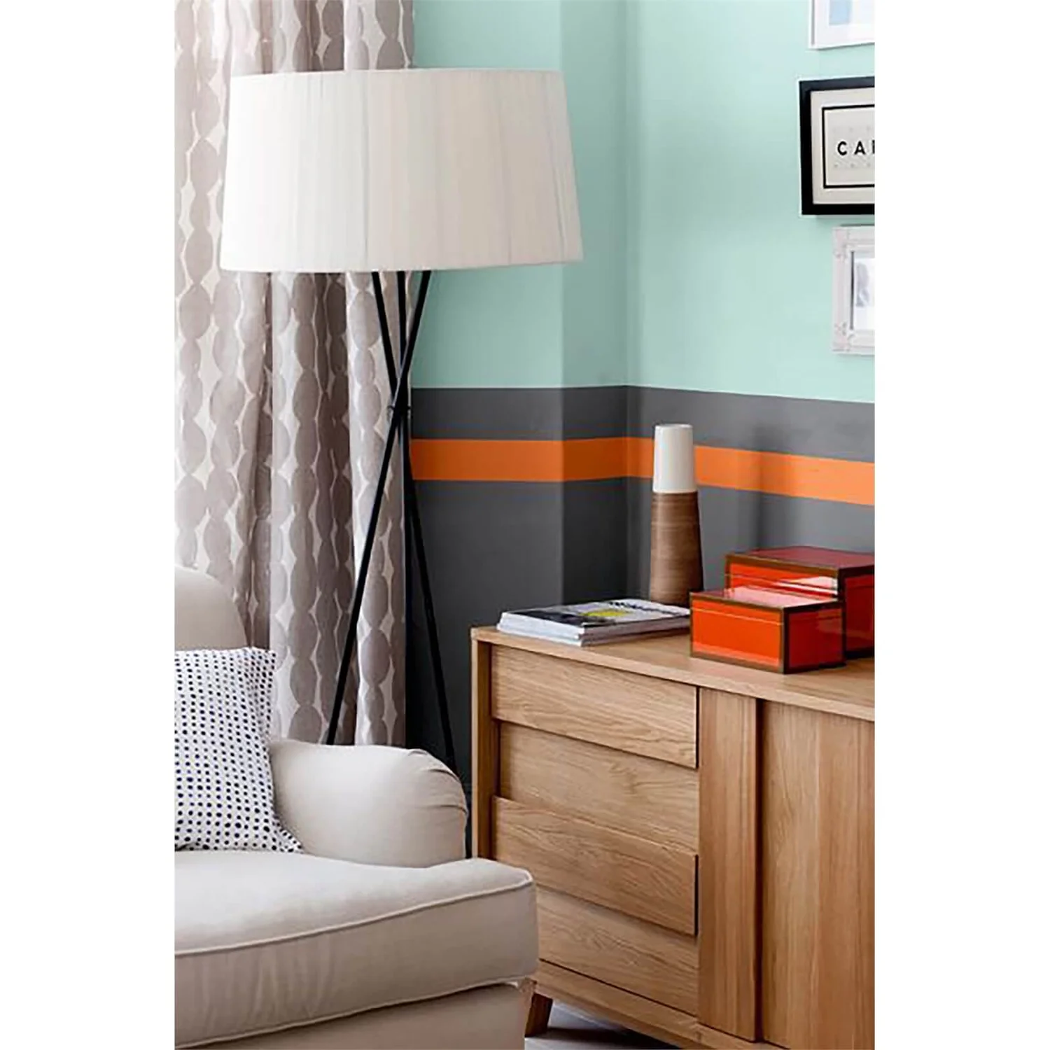 Dulux Easycare Washable & Tough Matt Paint Mint Macaroon - 2.5L 4 Dulux Easycare Washable & Tough Matt Paint Mint Macaroon - 2.5L - Image 2