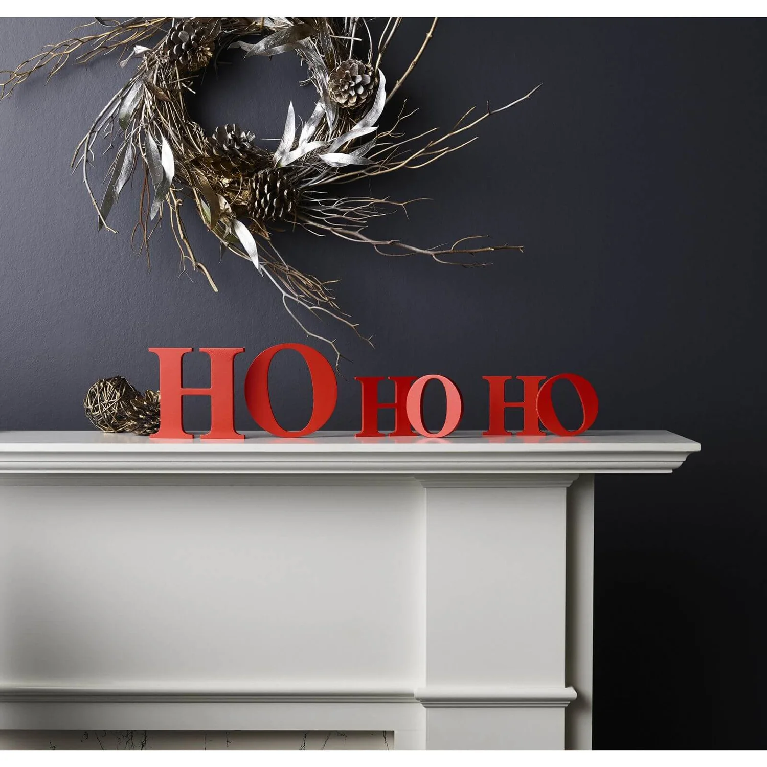 Craig & Rose Artisan Enamel Gloss Spray Paint - Hotlips - 400ml 5 Craig & Rose Artisan Enamel Gloss Spray Paint - Hotlips - 400ml - Image 3