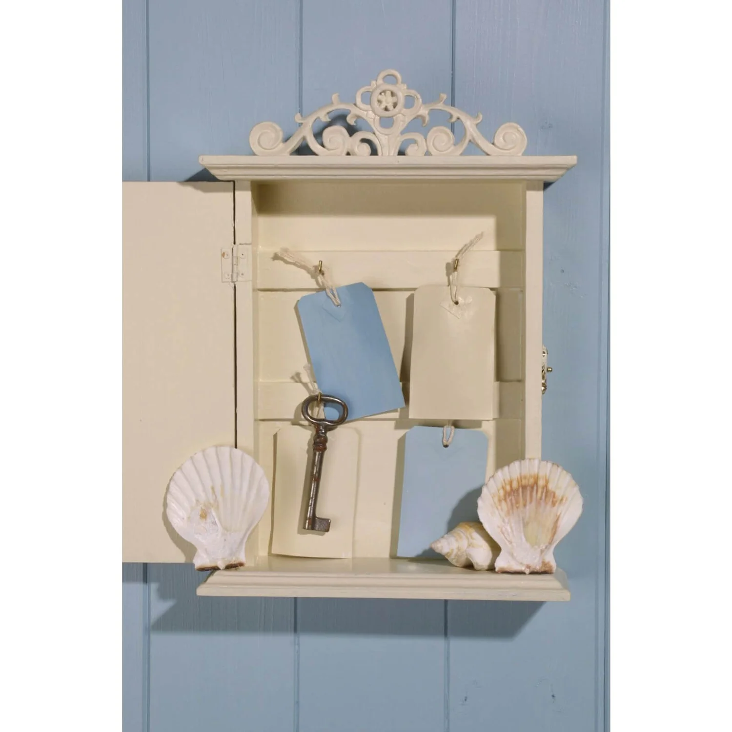 Craig & Rose 1829 Eggshell Paint Pompadour - 2.5L 5 Craig & Rose 1829 Eggshell Paint Pompadour - 2.5L - Image 3