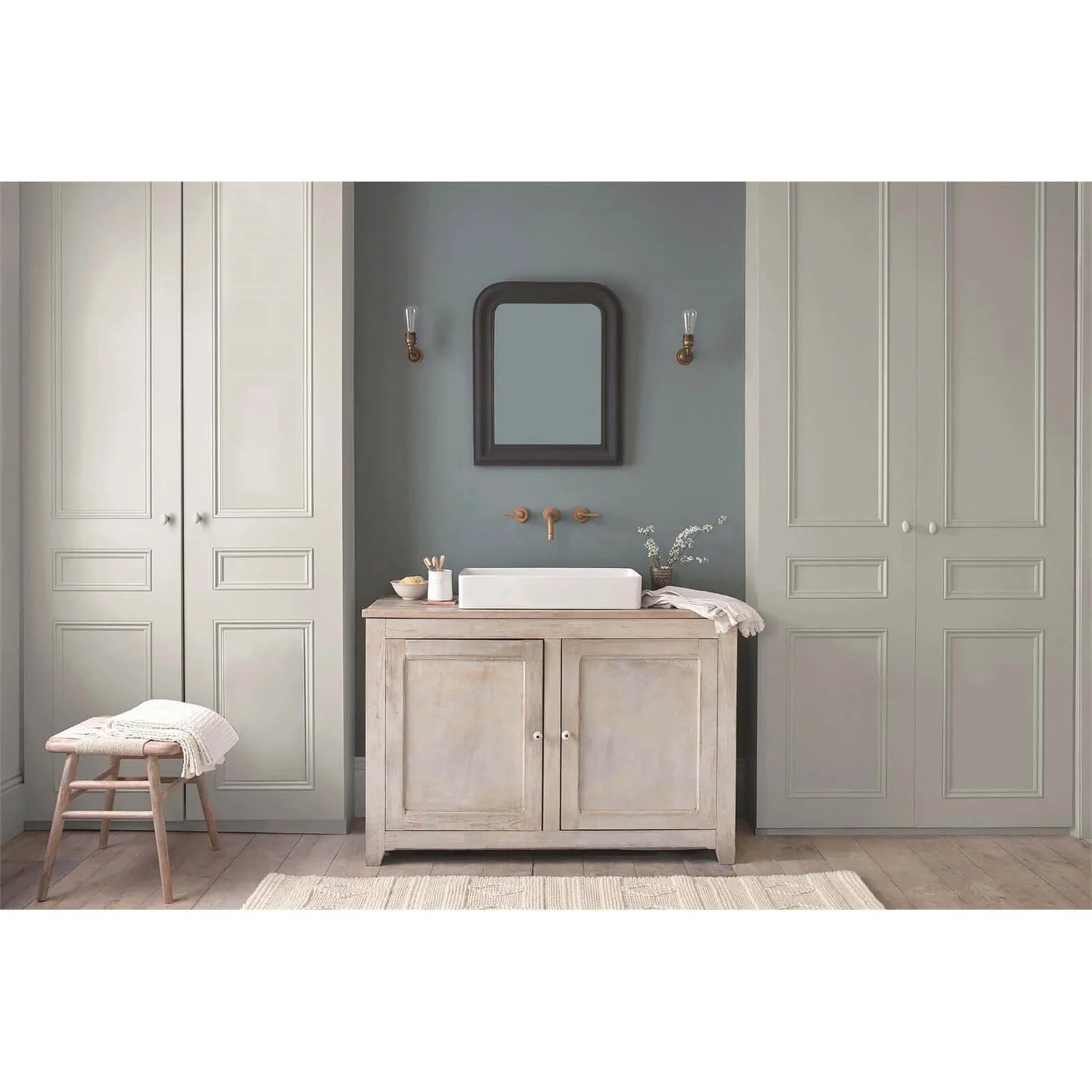 Dulux Easycare Bathroom Denim Drift Soft Sheen Paint - 2.5L 12 Dulux Easycare Bathroom Denim Drift Soft Sheen Paint - 2.5L - Image 10