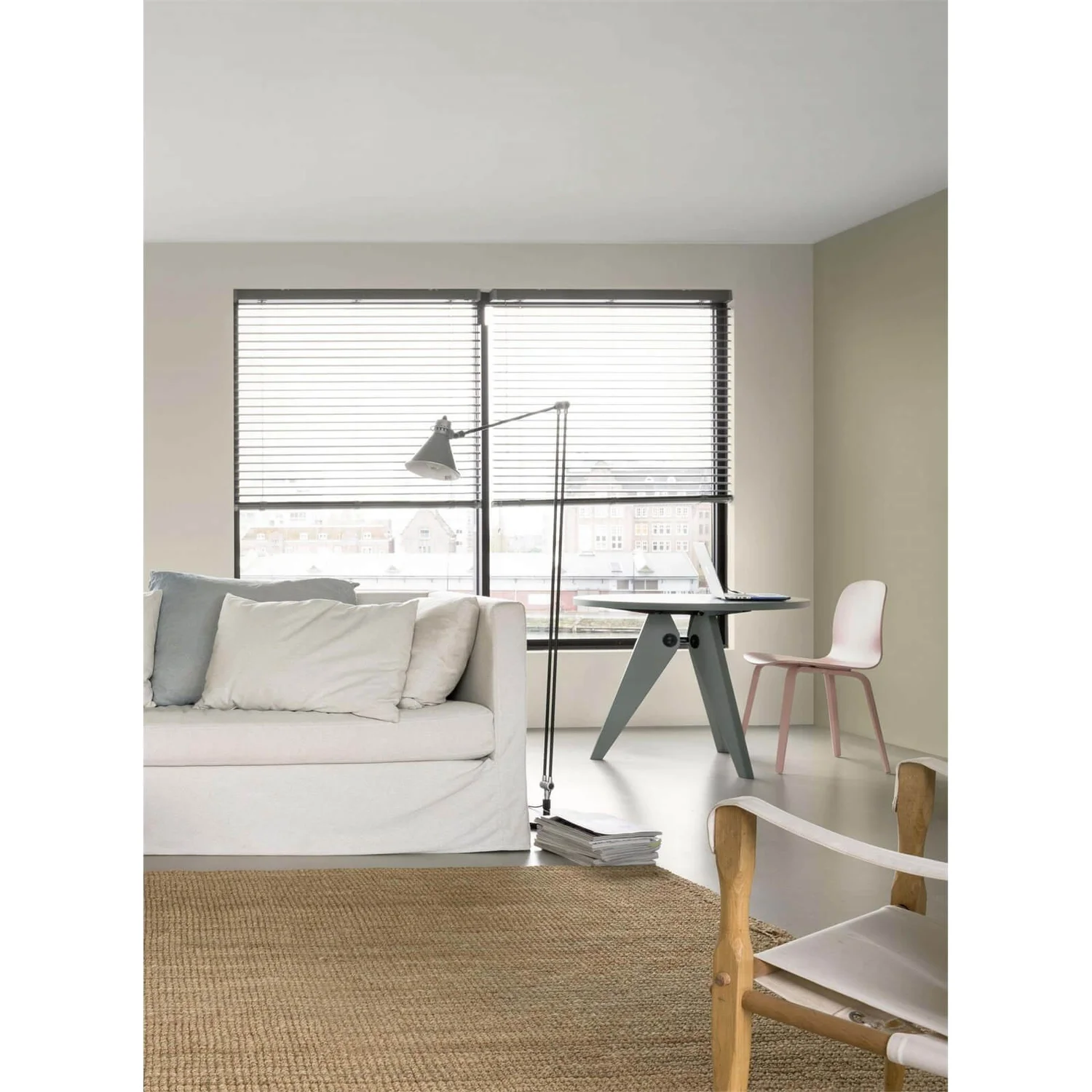 Dulux Easycare Washable & Tough Matt Paint Egyptian Cotton - Tester 30ml 4 Dulux Easycare Washable & Tough Matt Paint Egyptian Cotton - Tester 30ml - Image 2