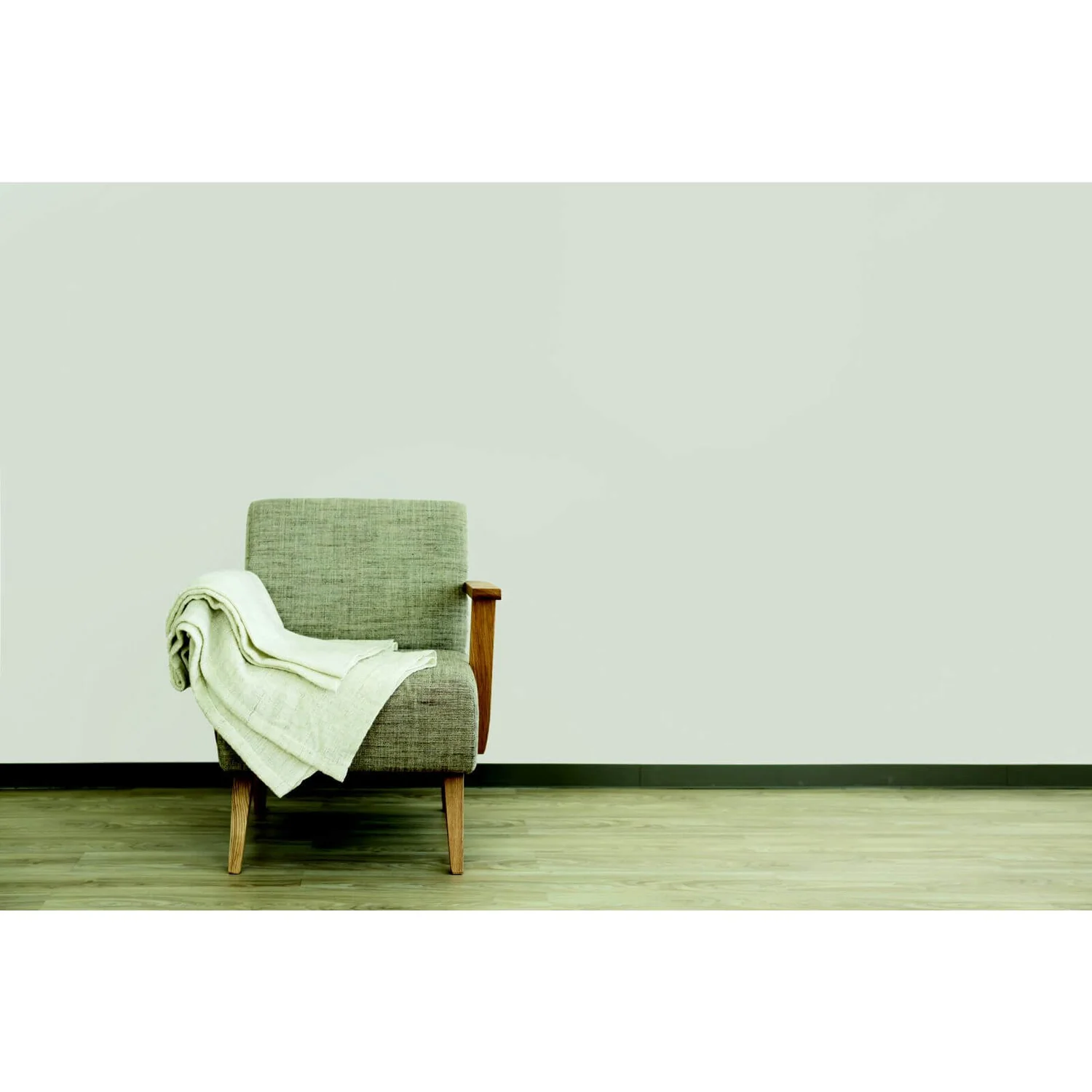 Craig & Rose 1829 Chalky Matt Emulsion Paint Exposition Gris - 750ml 5 Craig & Rose 1829 Chalky Matt Emulsion Paint Exposition Gris - 750ml - Image 3