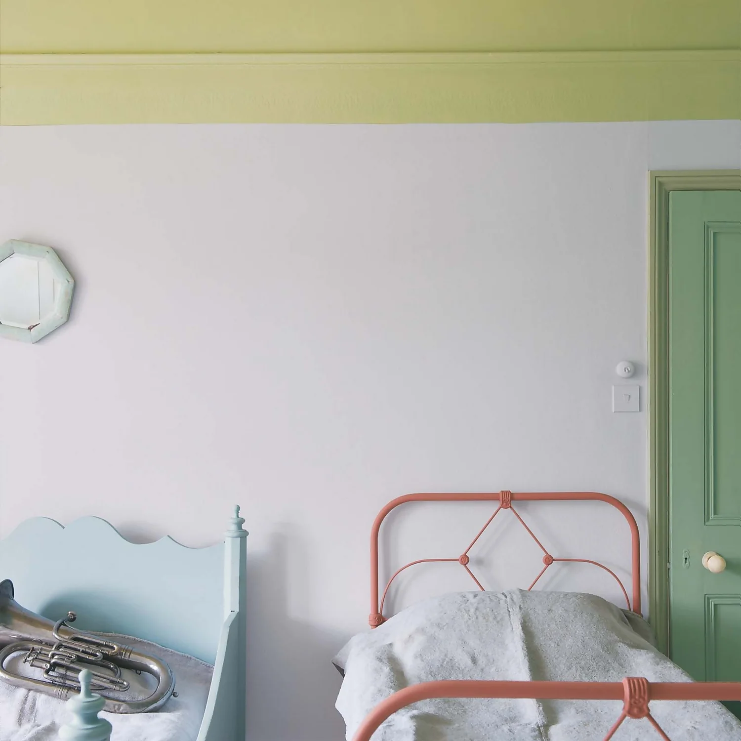 Farrow & Ball Full Gloss Paint Calluna - 750ml 6 Farrow & Ball Full Gloss Paint Calluna - 750ml - Image 4