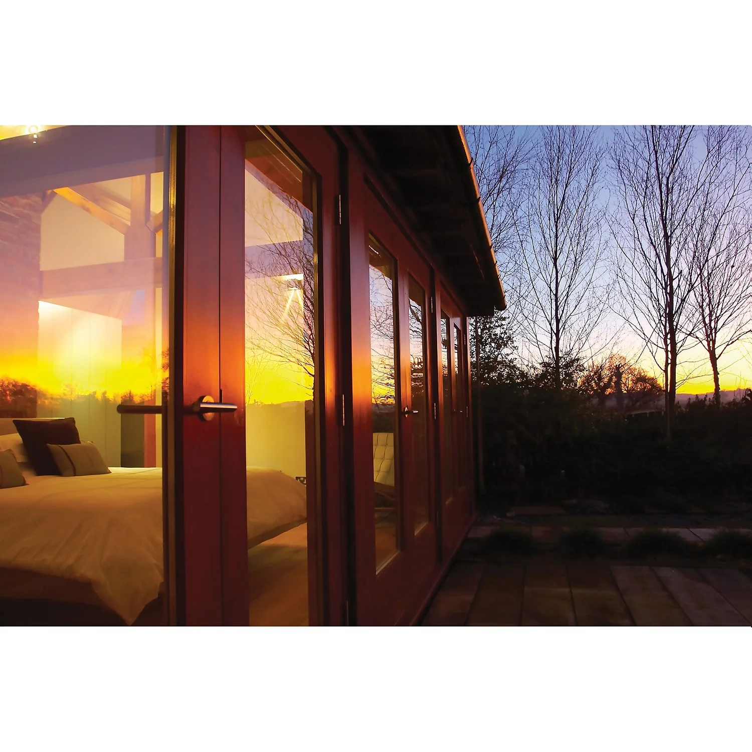 Ronseal 10 Year Woodstain Mahogany Satin - 2.5L 5 Ronseal 10 Year Woodstain Mahogany Satin - 2.5L - Image 3