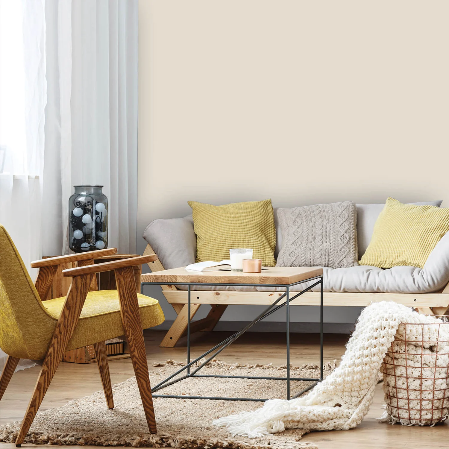 Homebase Silk Emulsion Paint Cottonseed - 2.5L 6 Homebase Silk Emulsion Paint Cottonseed - 2.5L - Image 4