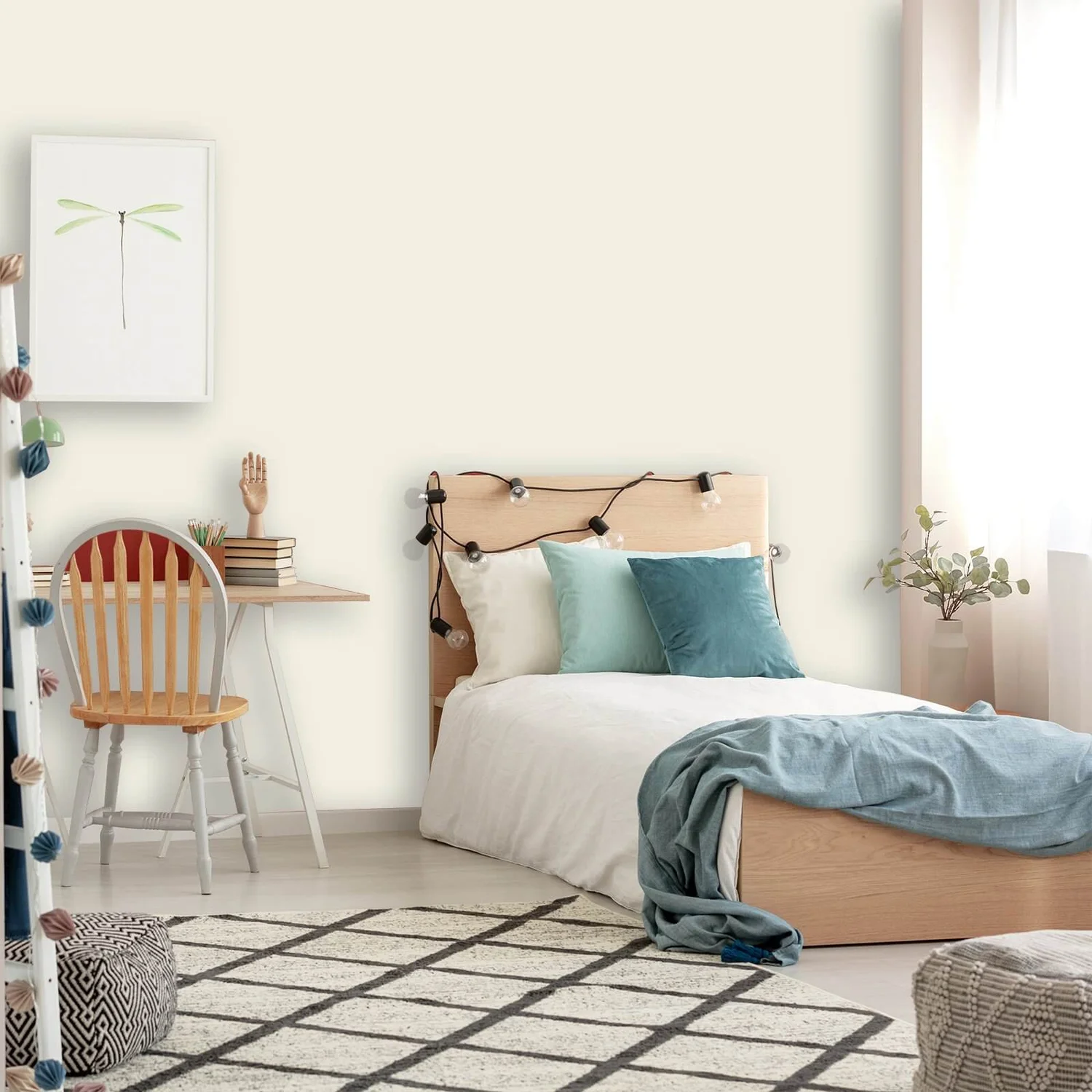 Homebase Silk Emulsion Paint White Sands - 5L 5 Homebase Silk Emulsion Paint White Sands - 5L - Image 3