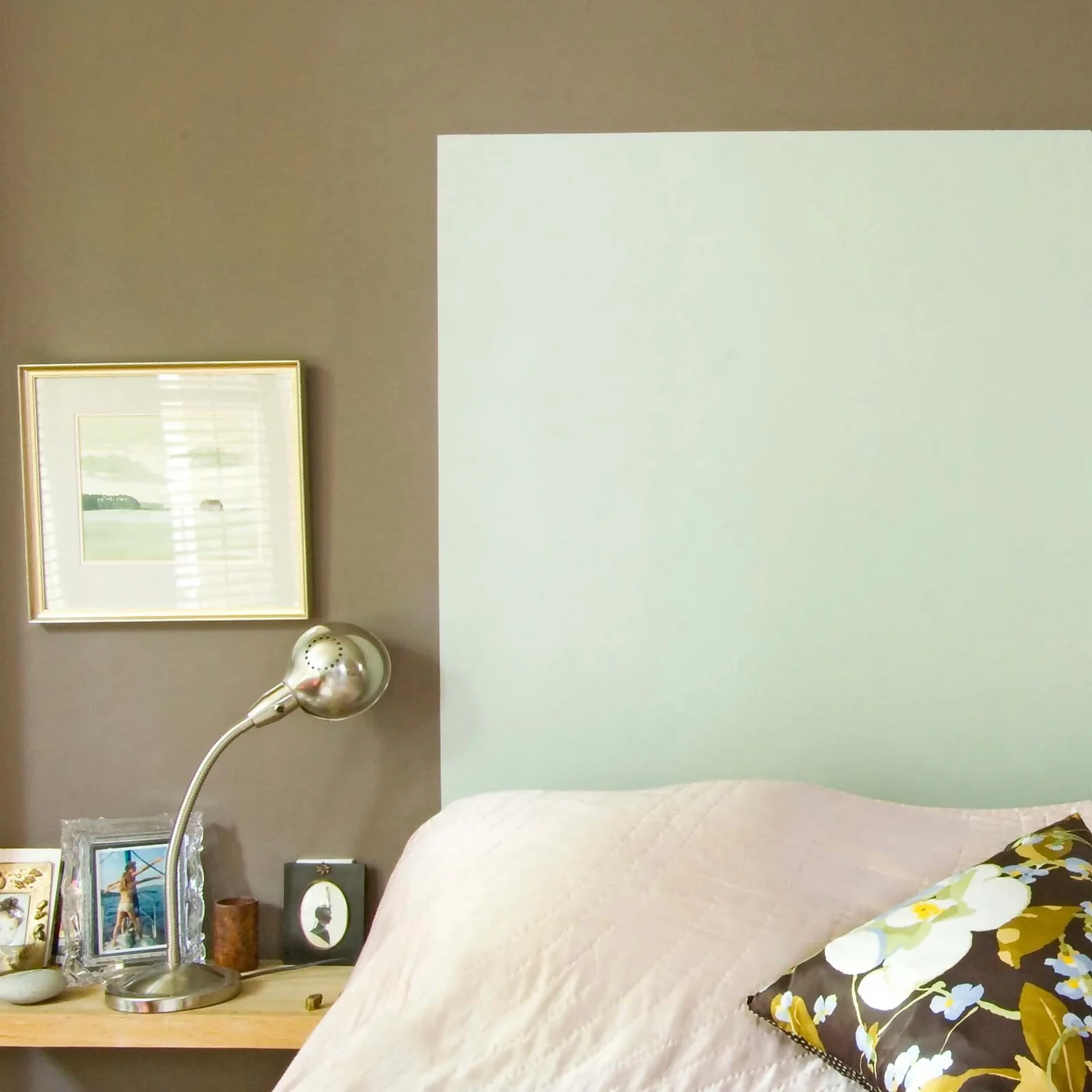 Farrow & Ball Estate Matt Emulsion Paint Charleston Gray - 2.5L 4 Farrow & Ball Estate Matt Emulsion Paint Charleston Gray - 2.5L - Image 2