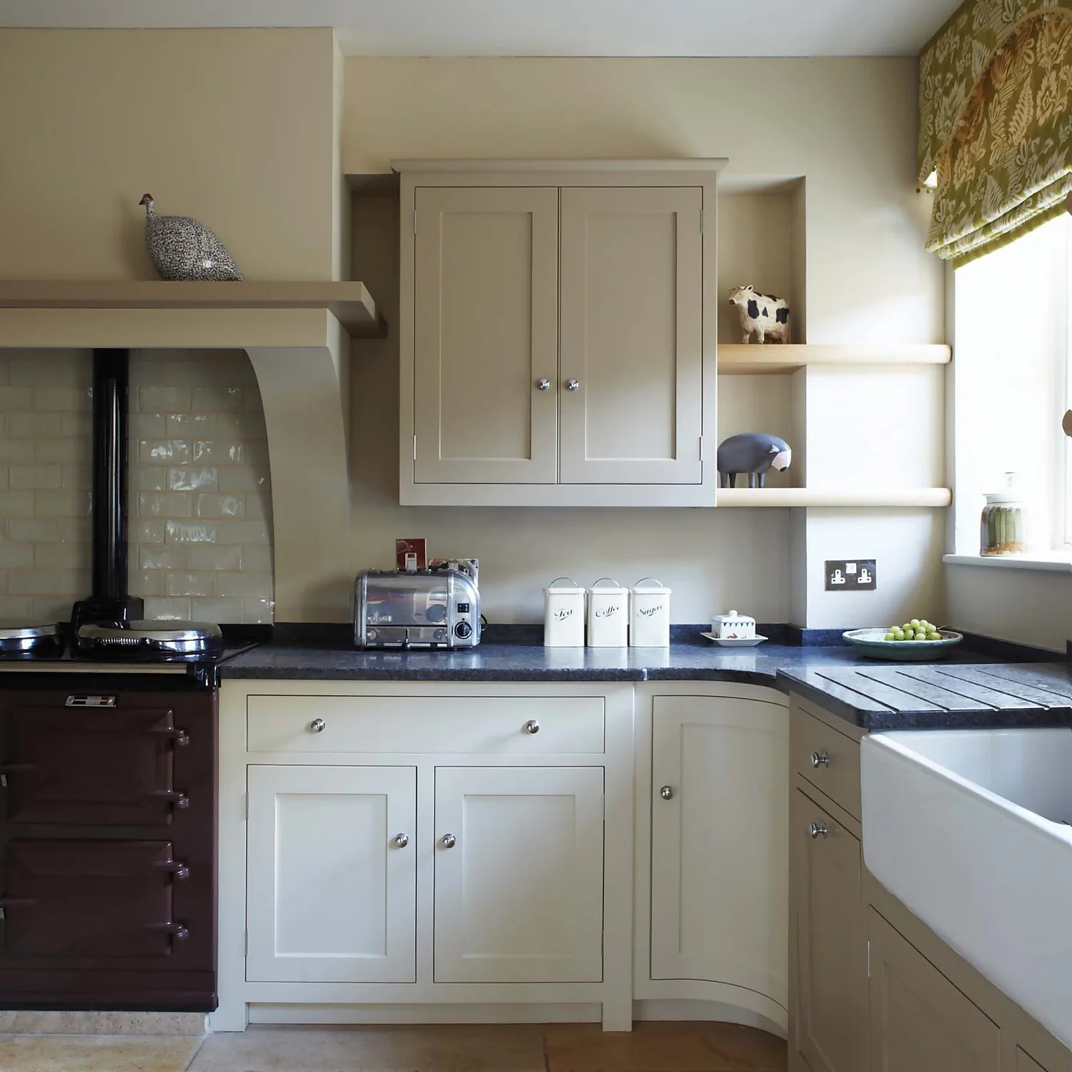 Farrow & Ball Full Gloss Savage Ground - 750ml 6 Farrow & Ball Full Gloss Savage Ground - 750ml - Image 4