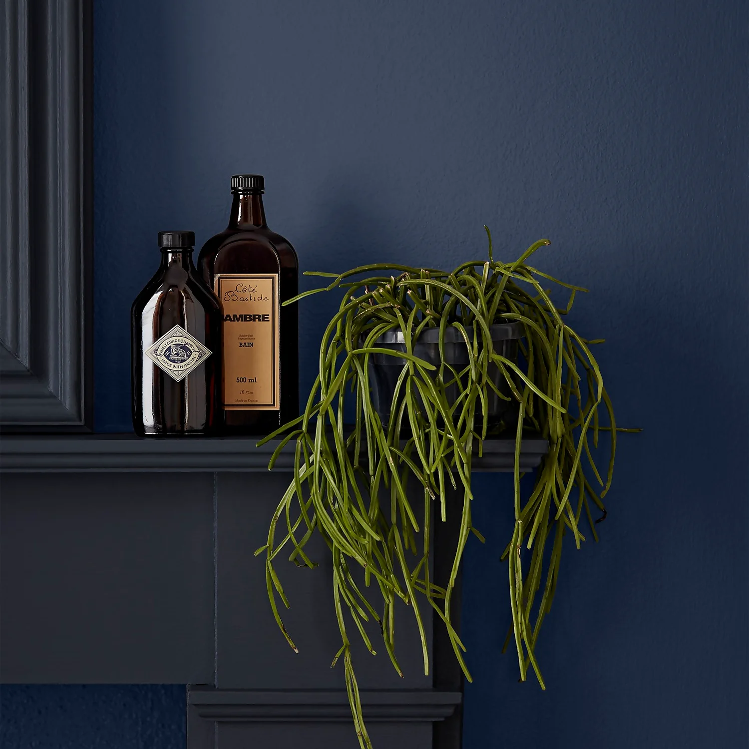 Crown Easyclean Bathroom Paint Midnight Navy - 40ml 5 Crown Easyclean Bathroom Paint Midnight Navy - 40ml - Image 3