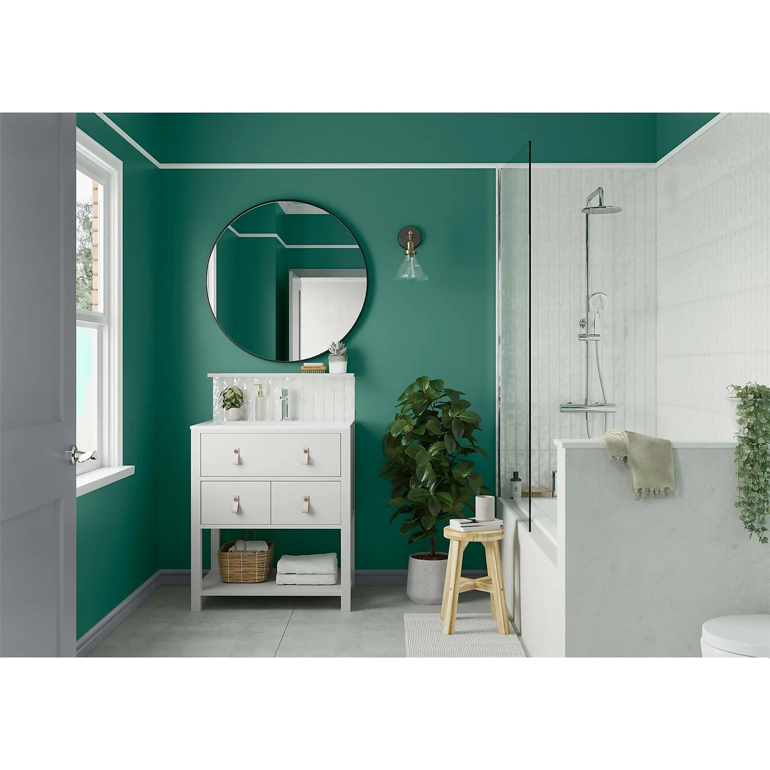 Dulux Simply Refresh Feature Wall One Coat Matt Emulsion Paint Emerald Glade - Tester 30ml 8 Dulux Simply Refresh Feature Wall One Coat Matt Emulsion Paint Emerald Glade - Tester 30ml - Image 6
