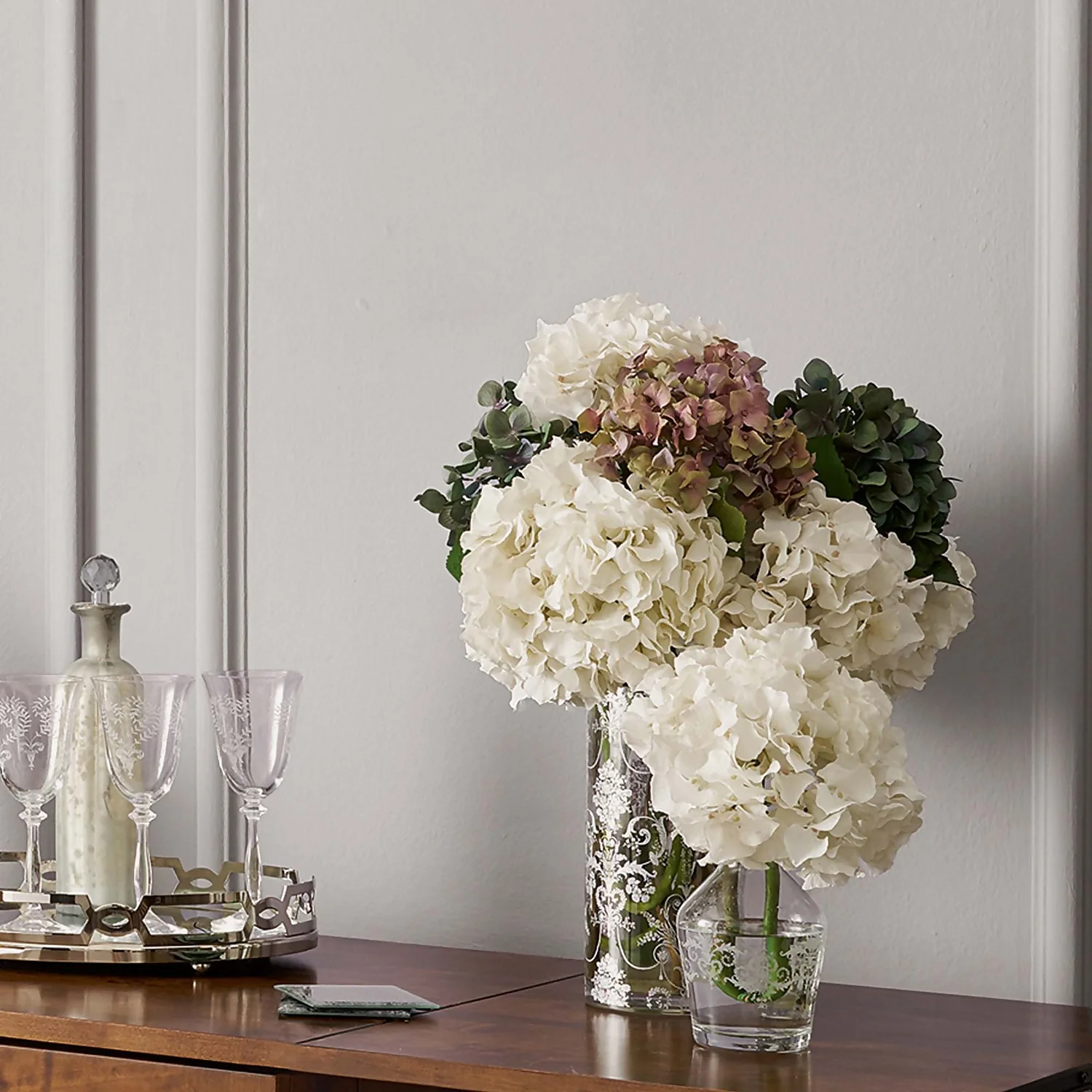 Laura Ashley Eggshell Paint Sugared Grey White - 750ml 4 Laura Ashley Eggshell Paint Sugared Grey White - 750ml - Image 2