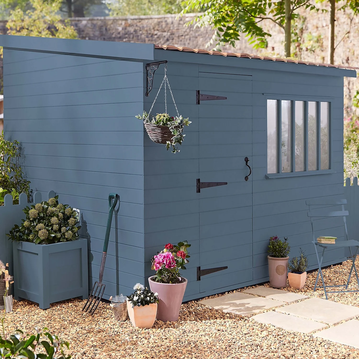 Laura Ashley Eggshell Garden Paint Dark Seaspray - 2.5L 5 Laura Ashley Eggshell Garden Paint Dark Seaspray - 2.5L - Image 3