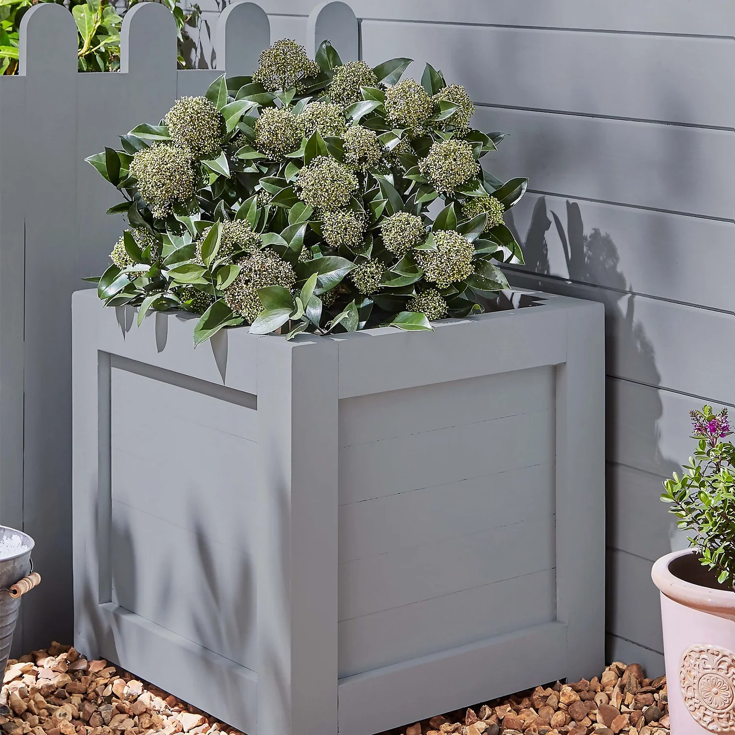 Laura Ashley Eggshell Garden Paint Pale Slate - 2.5L 4 Laura Ashley Eggshell Garden Paint Pale Slate - 2.5L - Image 2