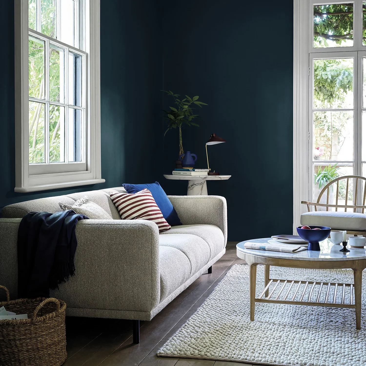 Crown Matt Emulsion Paint Endeavour - 2.5L 4 Crown Matt Emulsion Paint Endeavour - 2.5L - Image 2