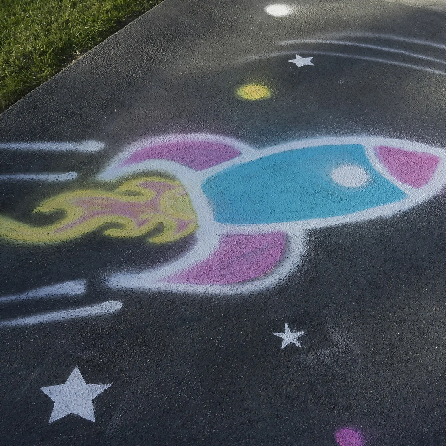 Rust-Oleum Spray Chalk Paint Blue - 150ml 4 Rust-Oleum Spray Chalk Paint Blue - 150ml - Image 2