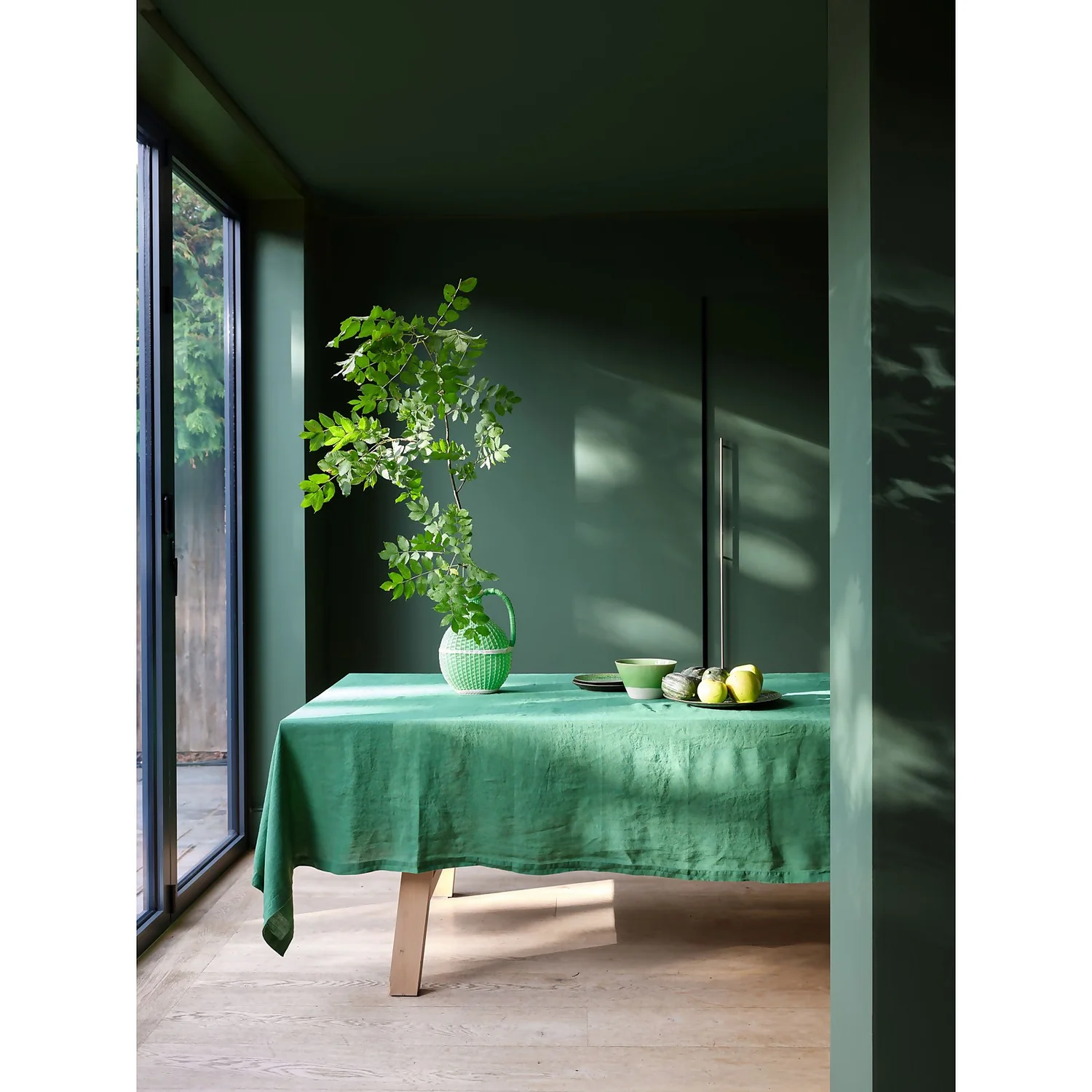 Farrow & Ball Full Gloss Paint Beverly - 750ml 4 Farrow & Ball Full Gloss Paint Beverly - 750ml - Image 2